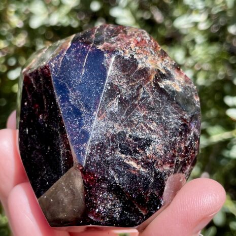 Top Quality Large Garnet Crystal